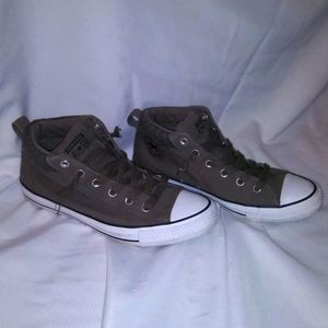 Men's Converse Chuck Taylor's Size 8.5